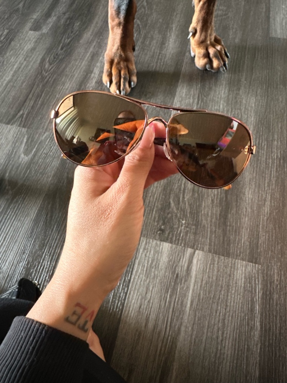 Oakley Aviator Sunglasses in Rose Gold Frame with Brown Lenses BRAND NEW